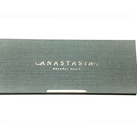 Anastasia Beverly Hills Nouveau Eyeshadow Palette - Picture 2 of 10